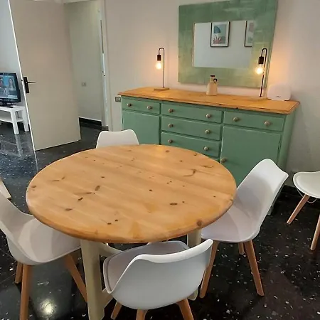 Mar 4 En Appartamento Santa Pola