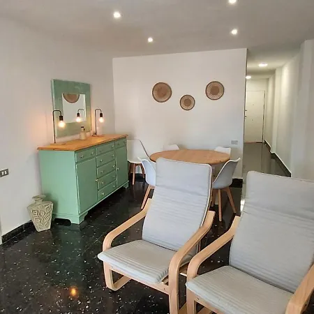 Apartment Mar 4 En *